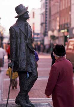 Irland / Dublin / James Joyce Statue