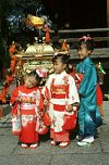 Kinder beim Shichi-Go-San-Fest