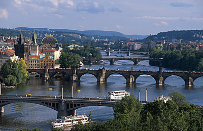 Prag: Br�cken �ber die Moldau