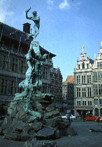 Brabo-Brunnen