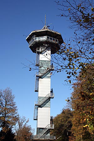 Der Baudouin-Turm auf dem Dreiländerpunkt