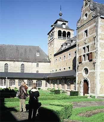 Belgien, Namur - Abteigebäude