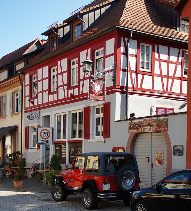 Gengenbach Haus der Narrenzunft und  Zugang zum Narrenmuseum