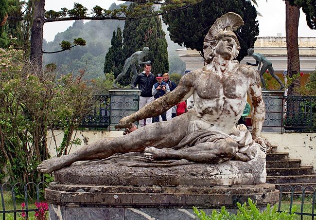 Griechenland - Korfu - Sterbender Achill im Garten des Achilleion