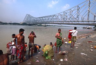 Indien / Kalkutta / Howrah-Brücke