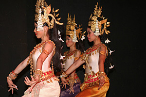 Kambodscha Angkor Tänzerinnen