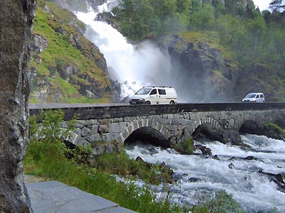 Norwegen - Haugesund - Wasserfall