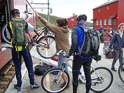 Norwegen - Stavanger-Bergen - Fahrradverlade in die Bergenbahn
