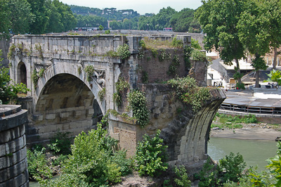 Ponte Rotto