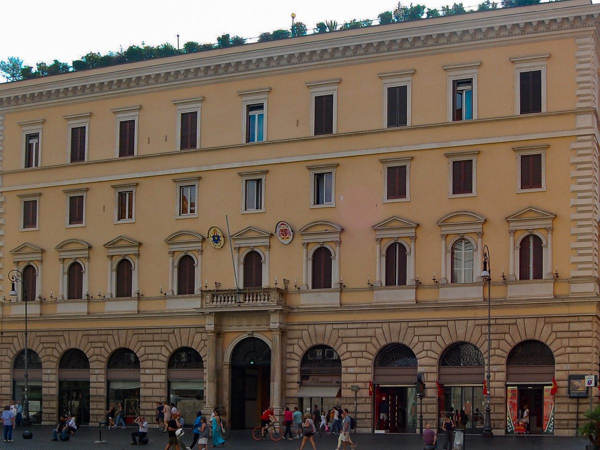 Rom: Palazzo dell`Academia Ecclesiastica, piazza della Minerva