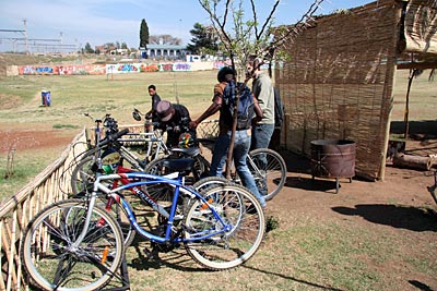 Südafrika - Soweto - Fahrradverleih