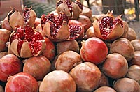 T&uuml;rkei - Granat&auml;pfel in Kemer