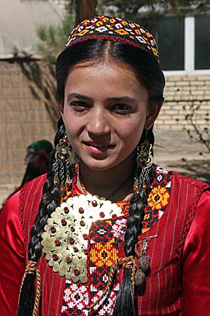 Kasachstan, Usbekistan, Turkmenistan mit Zug - Frau in Turkmenistan