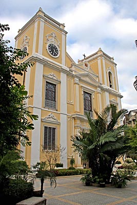 China - Macau - Die St. Lorenz  Kirche gehört zu den schönsten Gotteshäuern der Stadt und zum UNESCO-Erbe