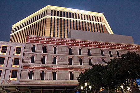 Macau - das Venetian am Abend