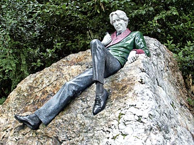 Reiseführer Dublin - Oscar Wilde Denkmal