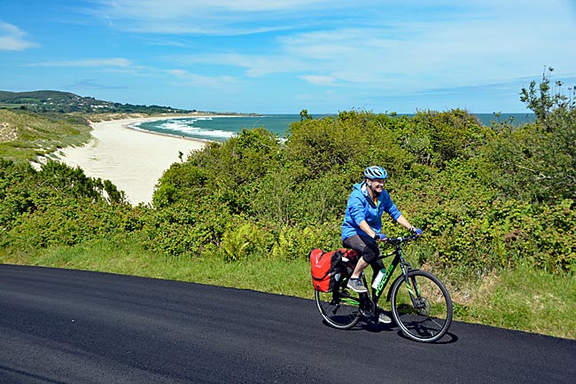 Irland - Britta Bay, eine hübsche Bucht mit feinem Sandstrand südlich von Dublin