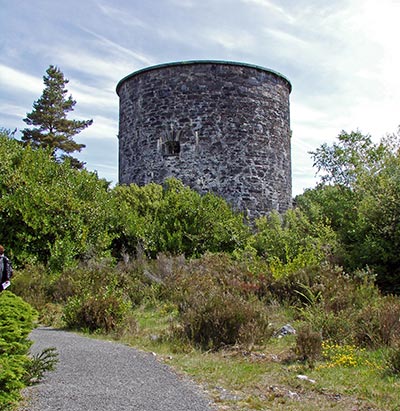 Irland: Bollwerk aus napoleonischer Zeit: der Martello-Turm auf Garinish Island