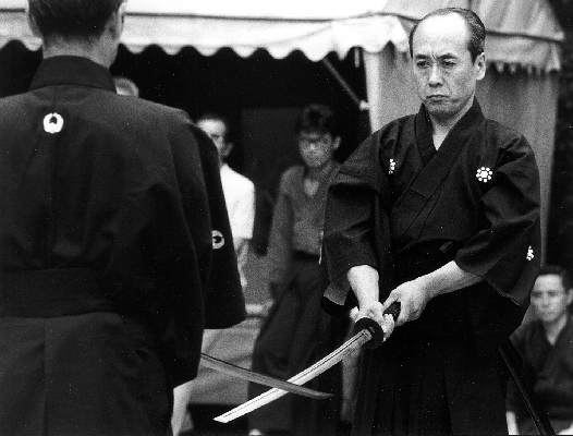 Kendo05.jpg (24409 Byte)