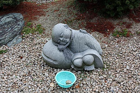 Fremdes Japan - Ruhender Buddha