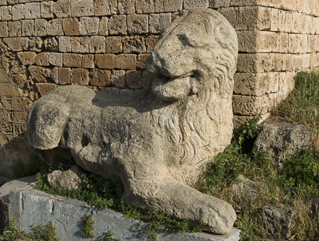 Famagusta (Gazimagusa): Ein steinerner Löwe bewacht das Seetor
