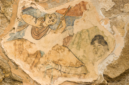 Die Ruinenlandschaft von Salamis: Reste von Mosaiken im südlichen Sudatorium: Hylas, der Gefährte des Herakles, erhebt einen Speer gegen eine Quellennymphe