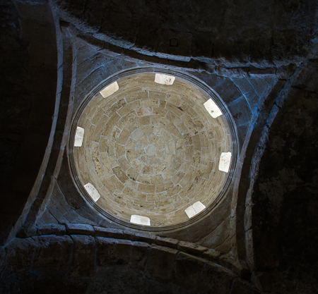 In der Burg von Girne: In der byzantinischen Kreuzkuppelkirche des hl. Georg