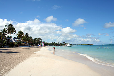Antigua & Barbuda - Antigua - Dickenson Beach