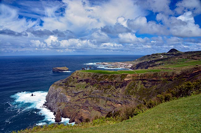 Azoren - Insel Sao Miguel - Blicke vom Miradouro do Escalvado aus