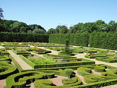 Belgien - Wallonien - Gartenkunst im Schlosspark von Eghien © fdp