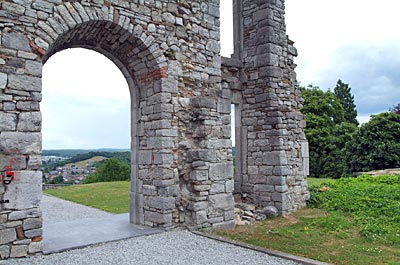 Belgien - Wallonien - Ruinen von Schloss Rochefort