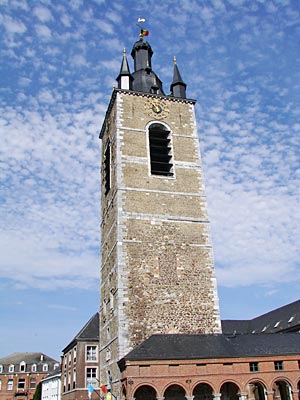 Belgien - Wallonien - Thuin - Glockenturm