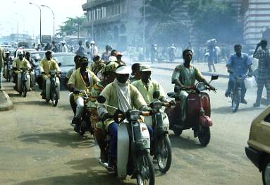 Benin1.jpg (19771 Byte)