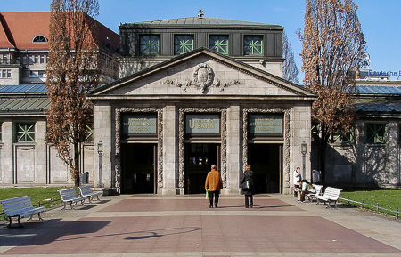 Der U-Bahnhof Wittenbergplatz, der Entwurf eines schwedischen Architekten