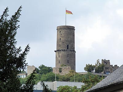 Bonn - Hoch über Bad Godesberg: die Godesburg