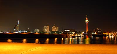 Bremerhaven - Havenwelten bei Nacht