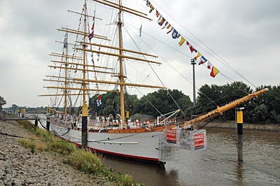 Bremen - Vegesack - Schulschiff Deutschland