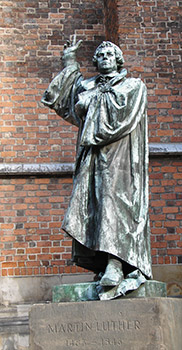Statue von Martin Luther vor der Marktkirche