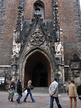 Hauptportal der Marktkirche in Hannover