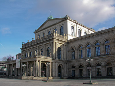 Das Opernhaus am Opernplatz in Hannover