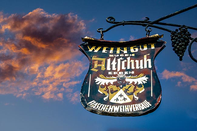 Südpfalz Essen und Trinken - Schild Weingut