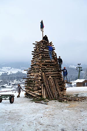 Allgäu - Holzfeuer zum Winterende
