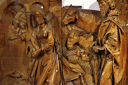 Aschaffenburg - Die Geburt Christi, aus zwei Teilen bestehend, eine Arbeit von Tilman Riemenschneider, um 1500/1505