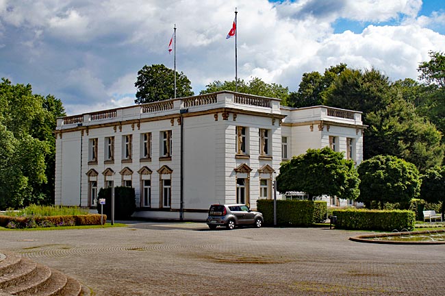 Bad Oeynhausen - Haus des Gastes im Kurpark