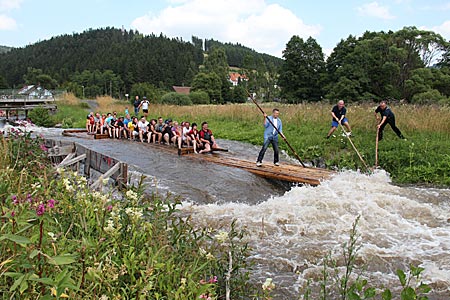 Frankenwald - Floßfahrt auf der Wilden Rodach