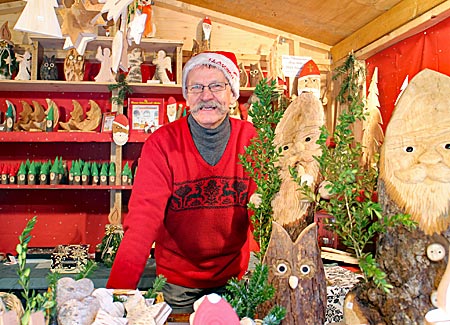 Hinterzarten im Hochschwarzwald - Weihnachtsmarkt Ravenna-Schlucht - Nikolauswerstatt von Fritz Wöhrle