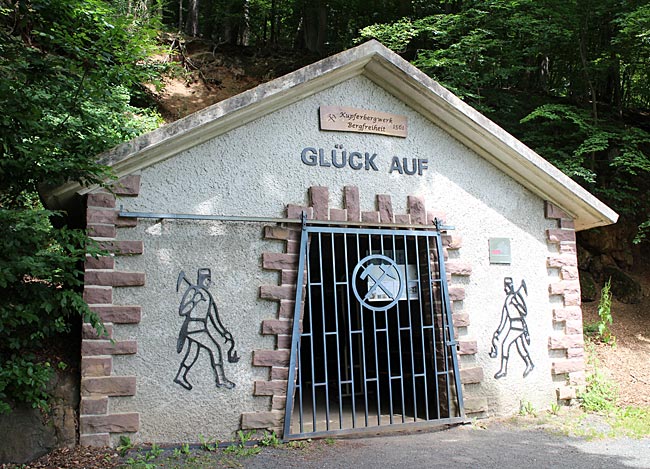 Kellerwald in Nordhessen - Am Kellerwaldsteig: das Kupferbergwerk Bertsch in Bergfreiheit