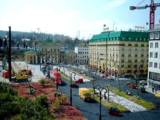 Günzburg - Legoland - Unter den Linden in Hamburg