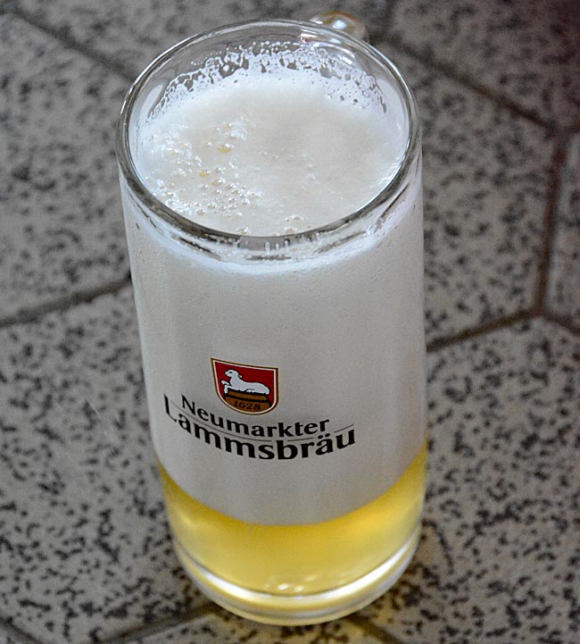 Neumarkter Lammsbräu frisch gezapft