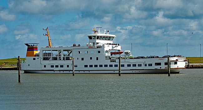 Norddeich Mole - Fährschiff